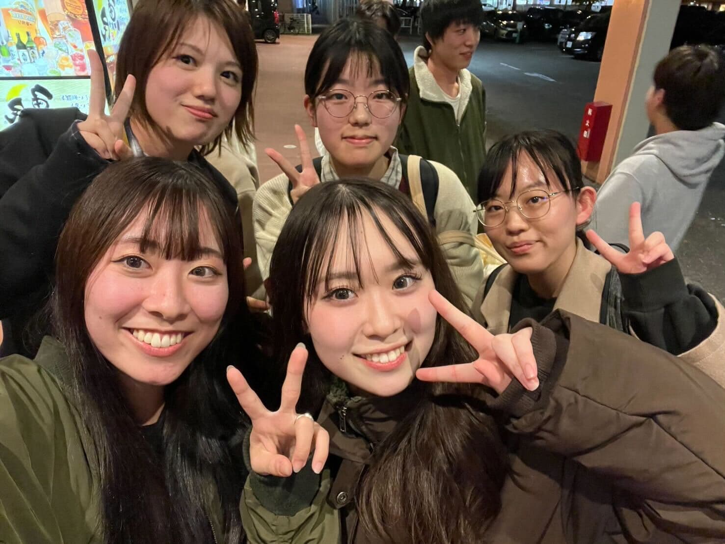 新配属生の歓迎会を行いました。